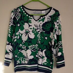 Alfred Dunner Navy Blue & Green Floral modified V-Neck 3/4 length sleeve Sweater